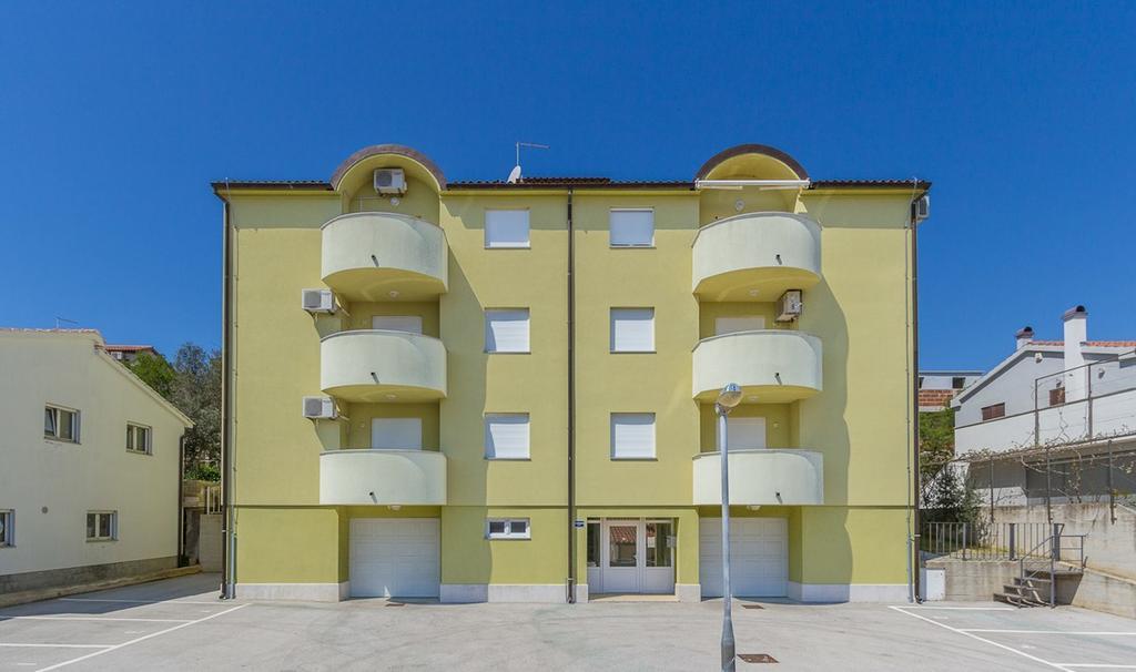 Apartments Verde Premantura Exterior photo