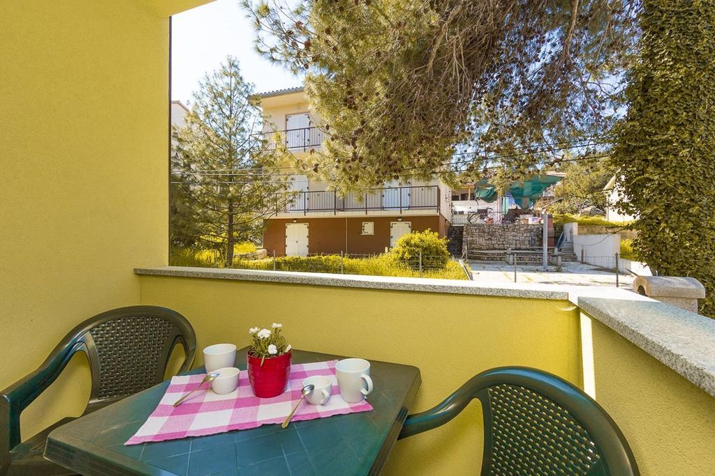 Apartments Verde Premantura Exterior photo